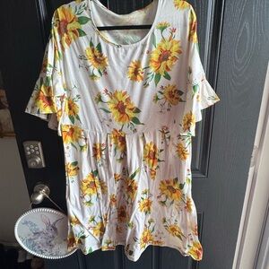 Trendy Boutique Sunflower Print Tunic